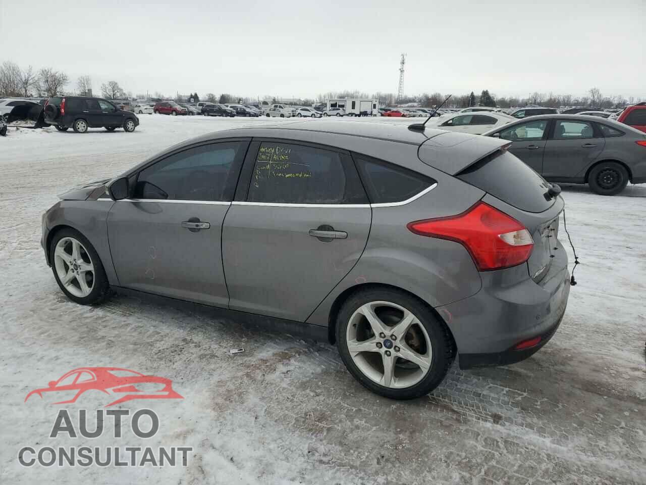 FORD FOCUS 2013 - 1FADP3N23DL356526