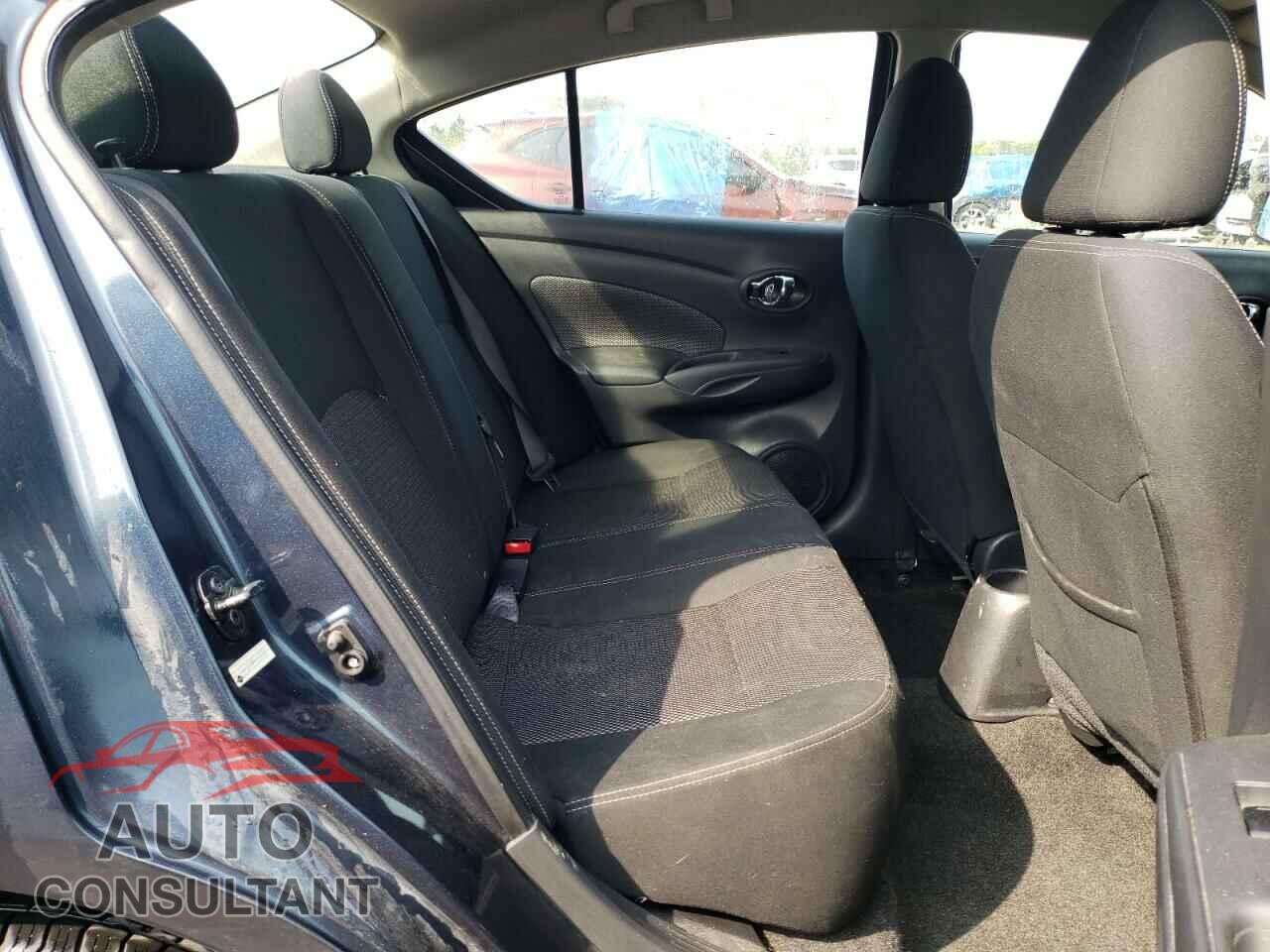 NISSAN VERSA 2017 - 3N1CN7AP3HL856588