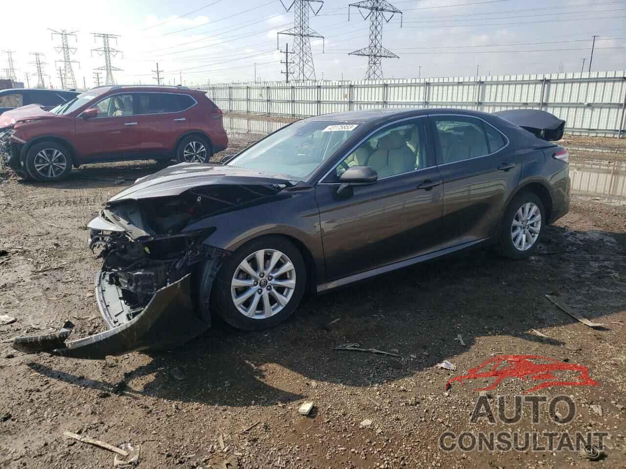TOYOTA CAMRY 2018 - 4T1B11HK8JU545743
