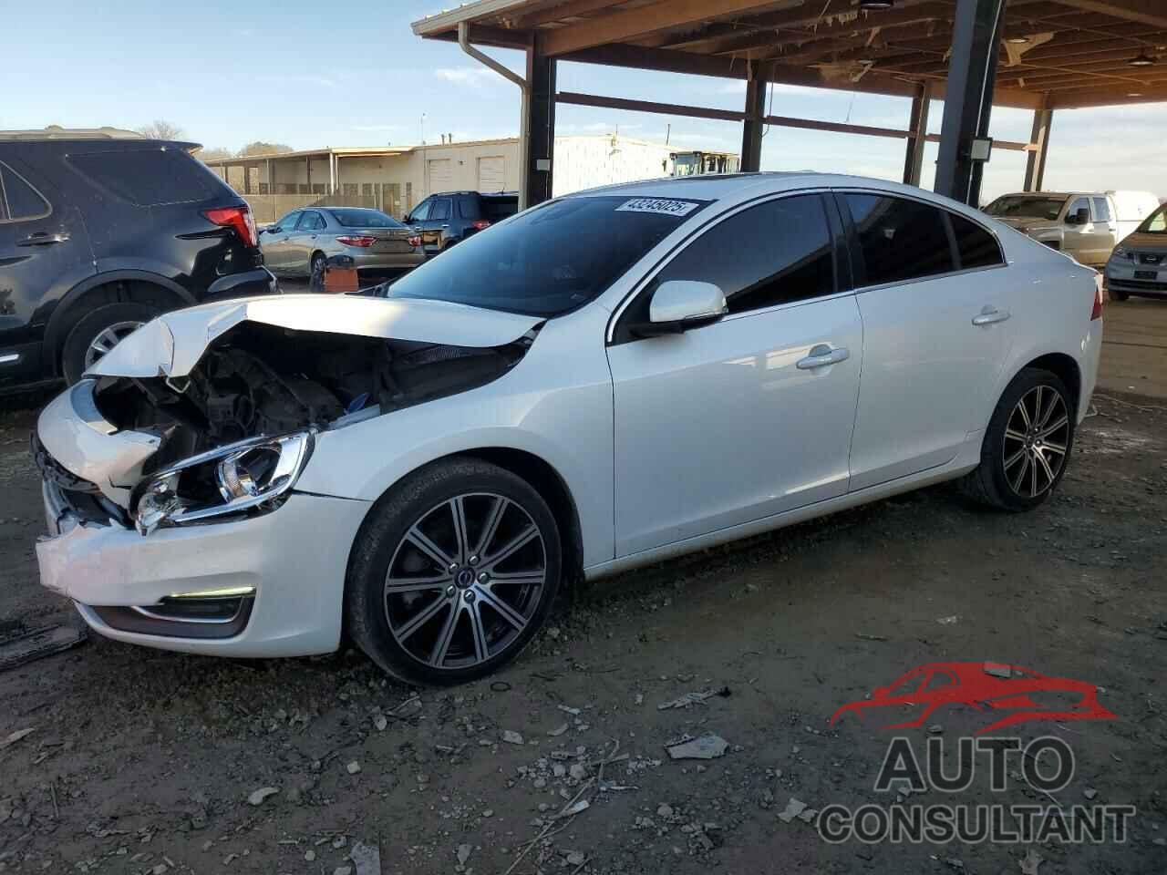 VOLVO S60 2015 - YV140MFK3F1363696