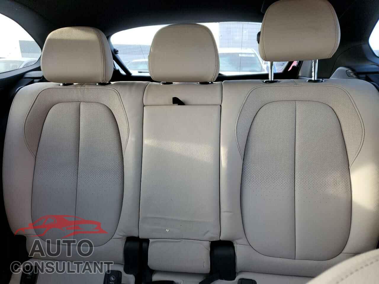 BMW X1 2017 - WBXHT3C31H5F69090