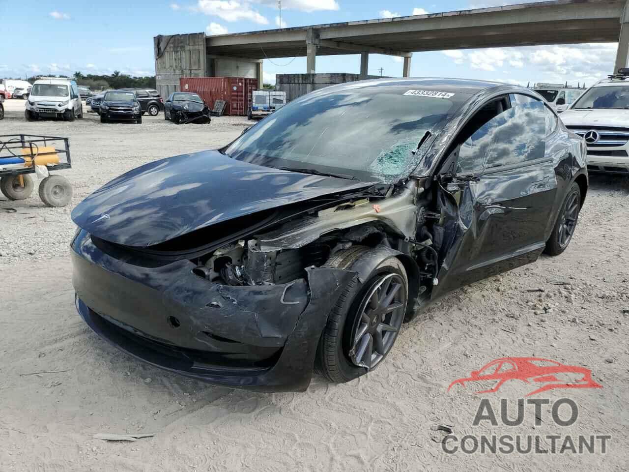 TESLA MODEL 3 2023 - 5YJ3E1EA1PF675129