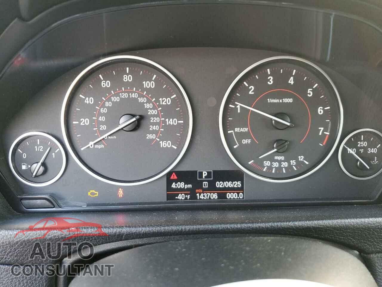 BMW 3 SERIES 2012 - WBA3A5C55CF256633