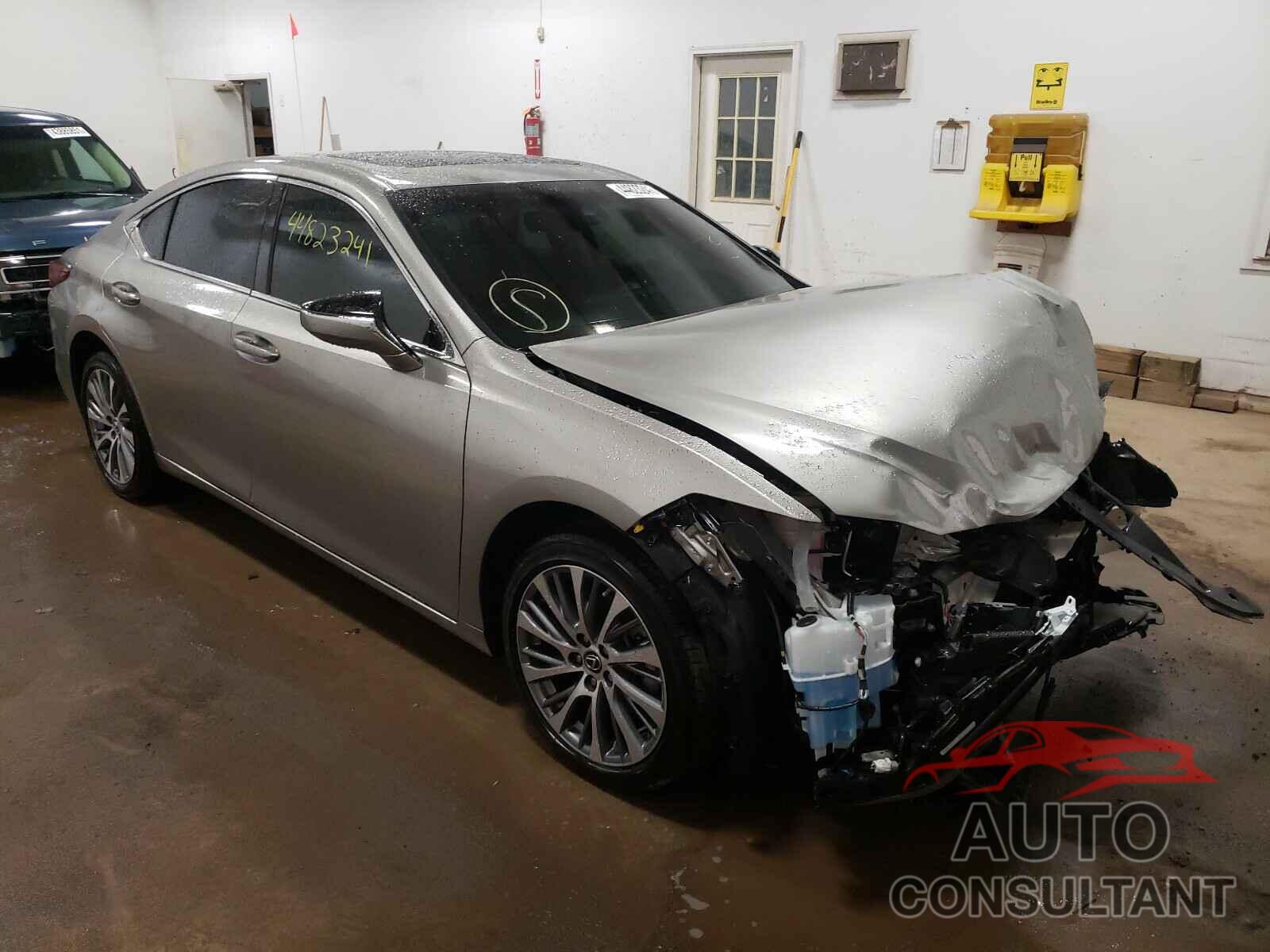 LEXUS ES350 2019 - 58ABZ1B15KU050046