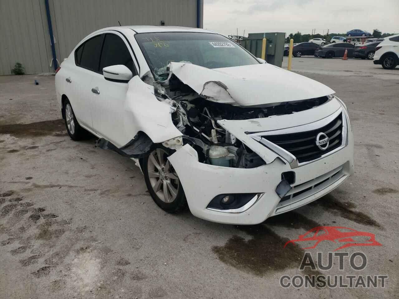NISSAN VERSA 2017 - 3N1CN7AP4HL811594