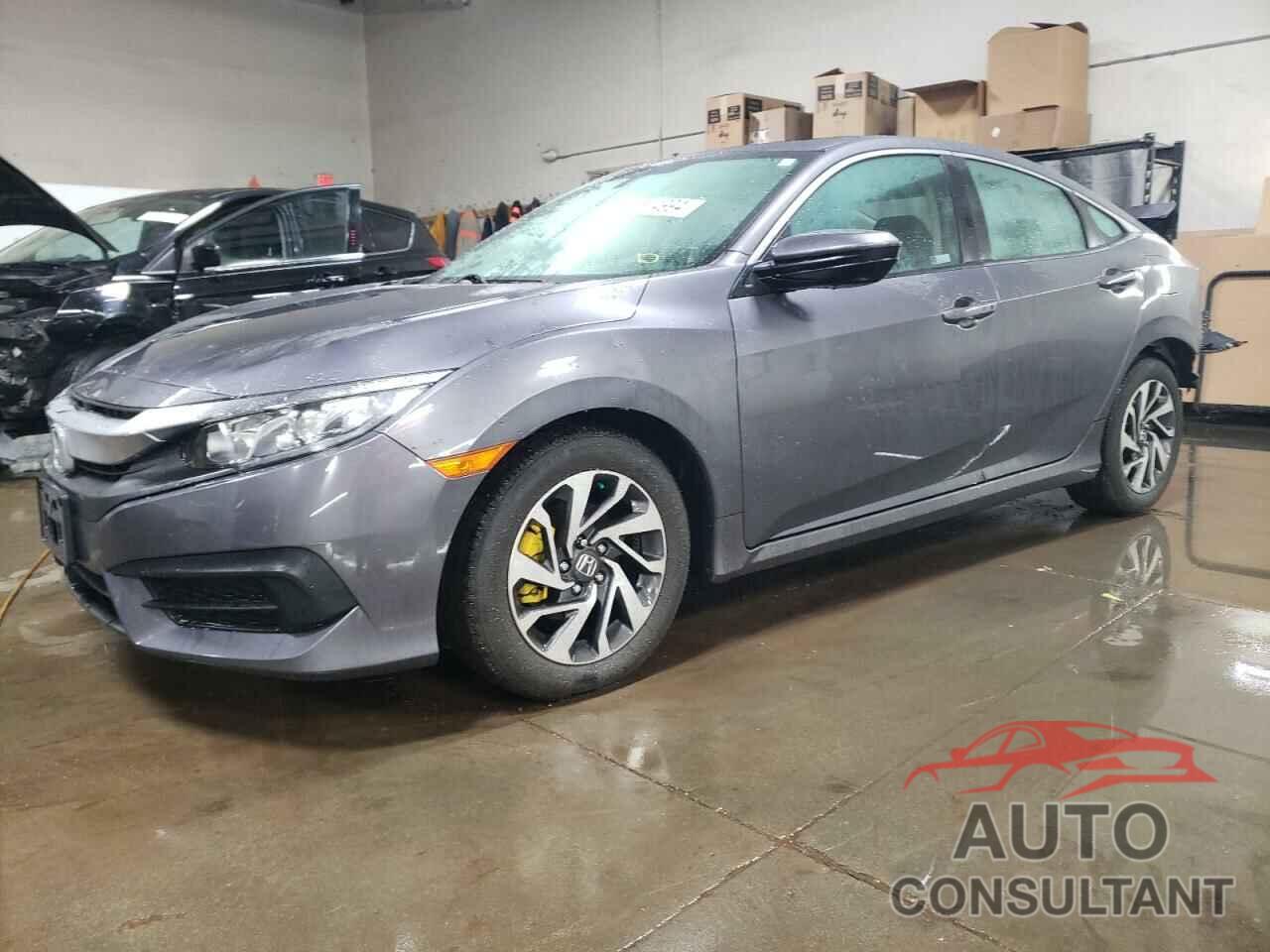 HONDA CIVIC 2018 - 19XFC2F76JE032218