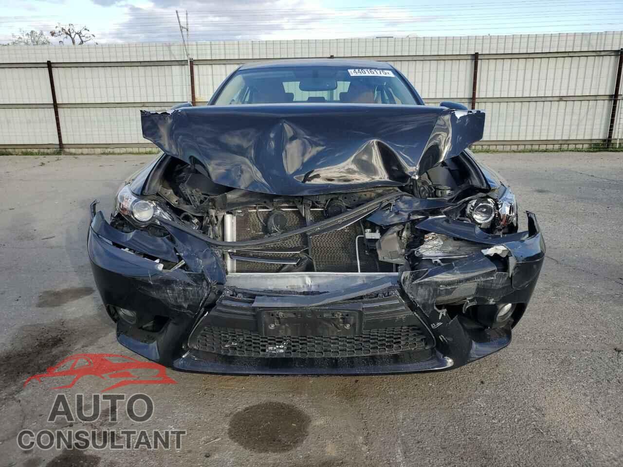 LEXUS IS 2014 - JTHBF1D23E5021037