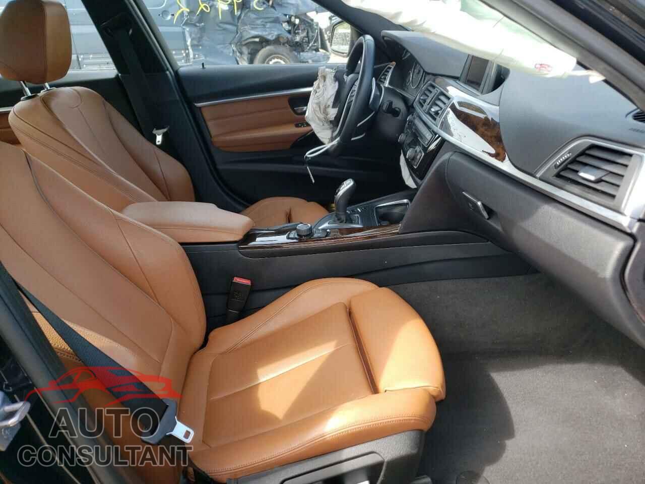 BMW 3 SERIES 2016 - WBA8E9G55GNU29879