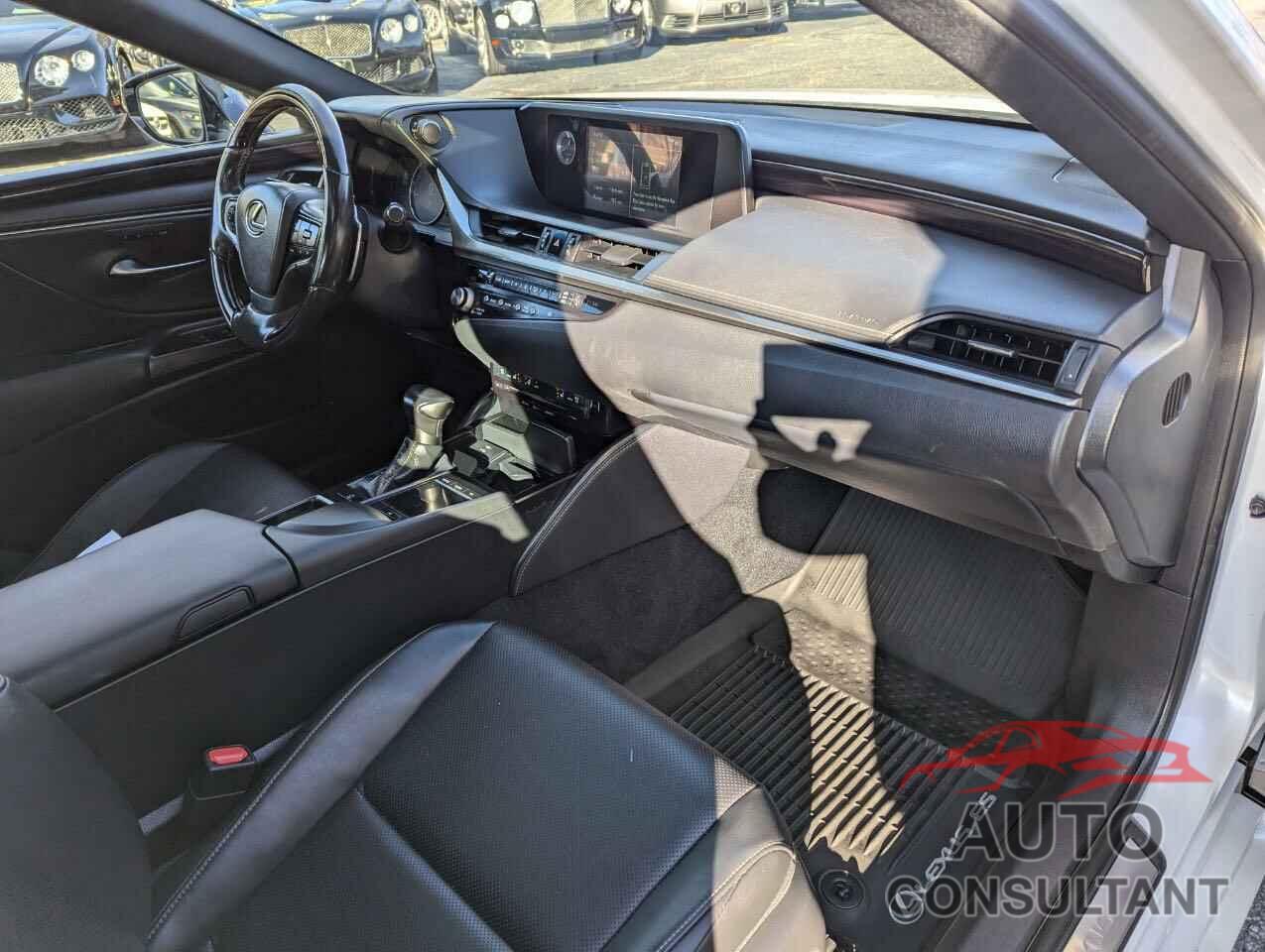 LEXUS ES350 2021 - 58ADZ1B13MU094607