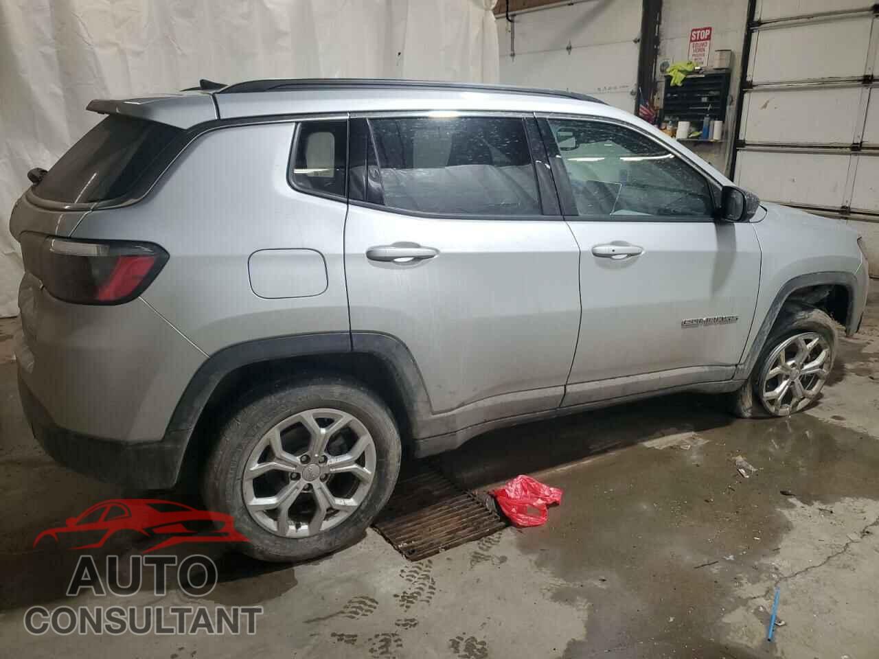 JEEP COMPASS 2024 - 3C4NJDBN4RT113629