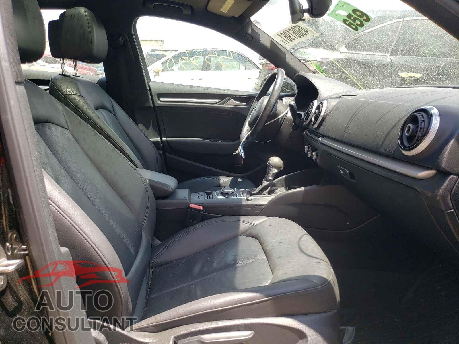 AUDI A3 2016 - WAUA7GFF1G1041324
