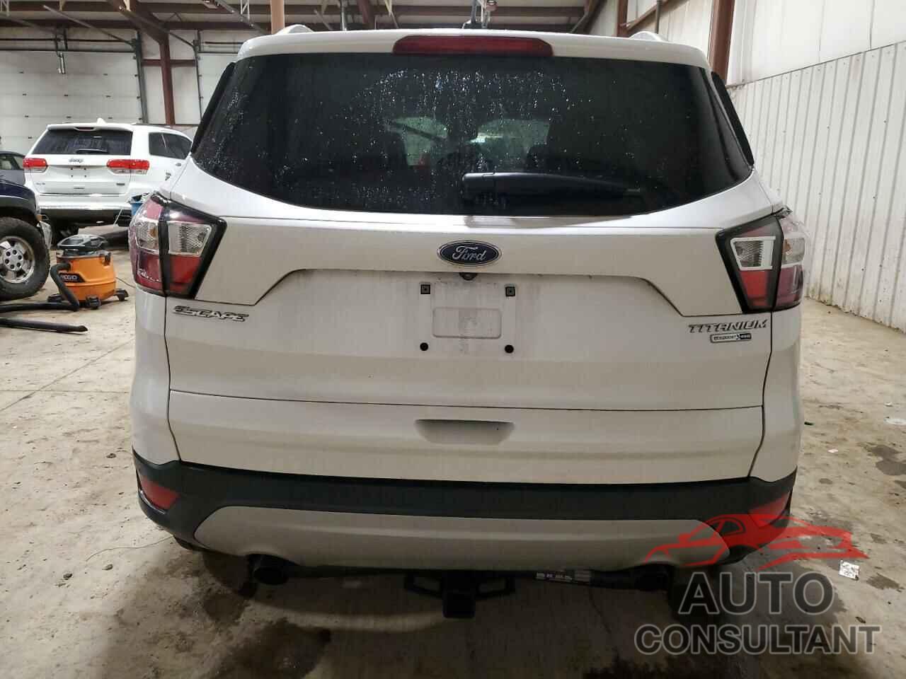 FORD ESCAPE 2017 - 1FMCU9J96HUE83755