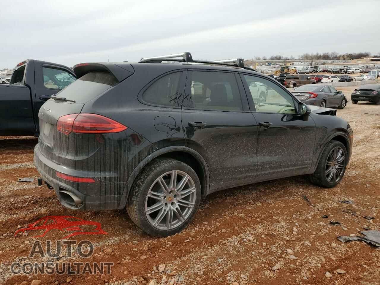 PORSCHE CAYENNE 2017 - WP1AA2A2XHKA81326