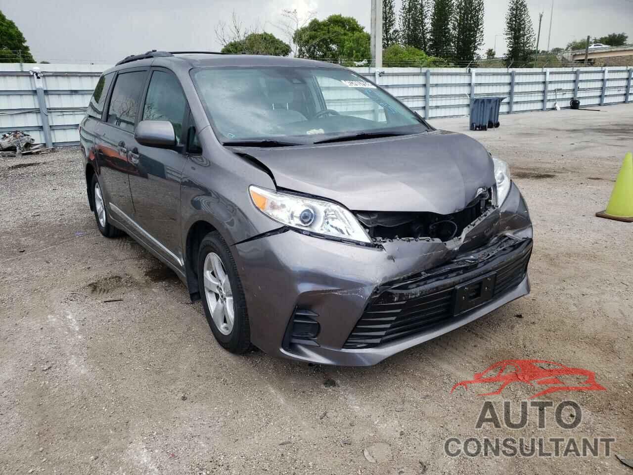 TOYOTA SIENNA 2018 - 5TDKZ3DC5JS951894