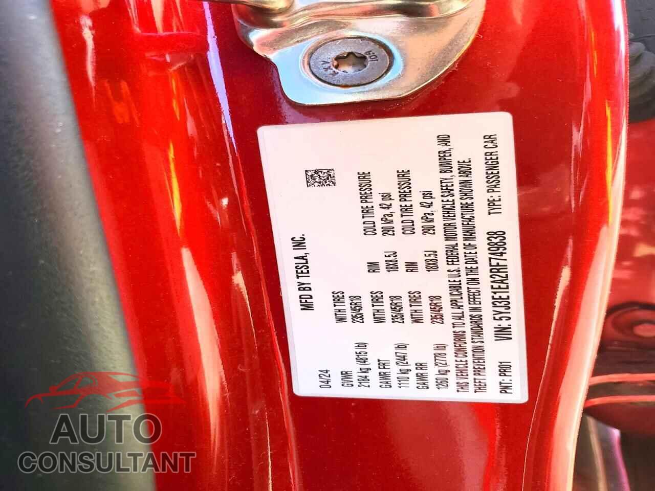 TESLA MODEL 3 2024 - 5YJ3E1EA2RF749838