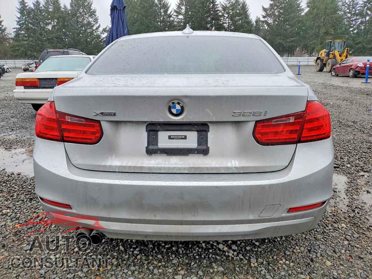 BMW 3 SERIES 2013 - WBA3B5C53DF590352