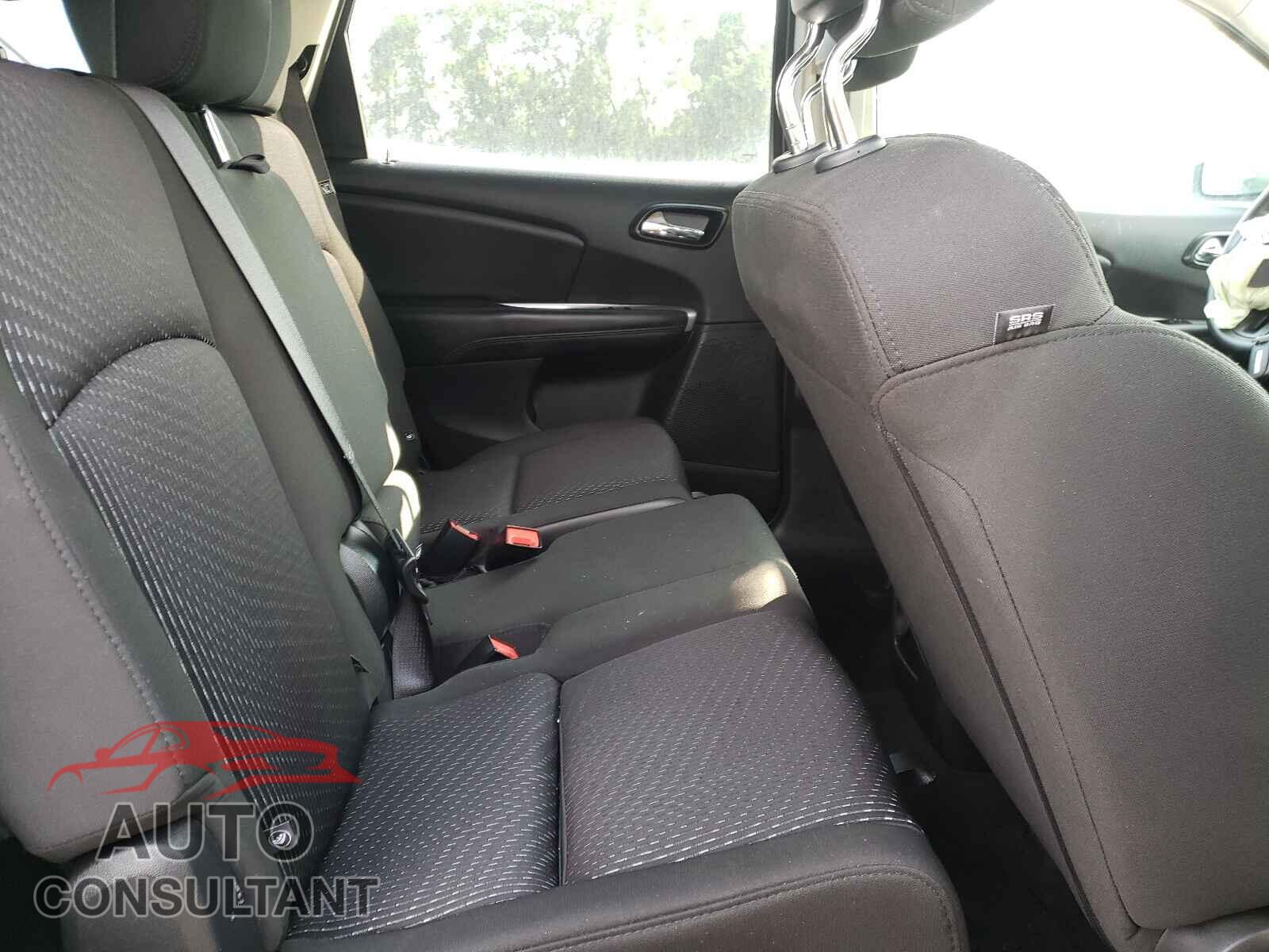 DODGE JOURNEY 2019 - 3C4PDCBB5KT718751