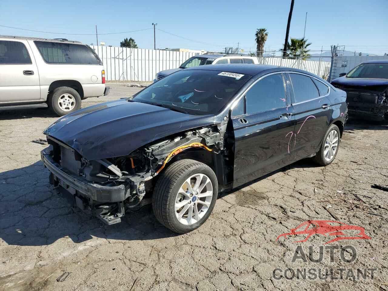FORD FUSION 2019 - 3FA6P0SU8KR252111