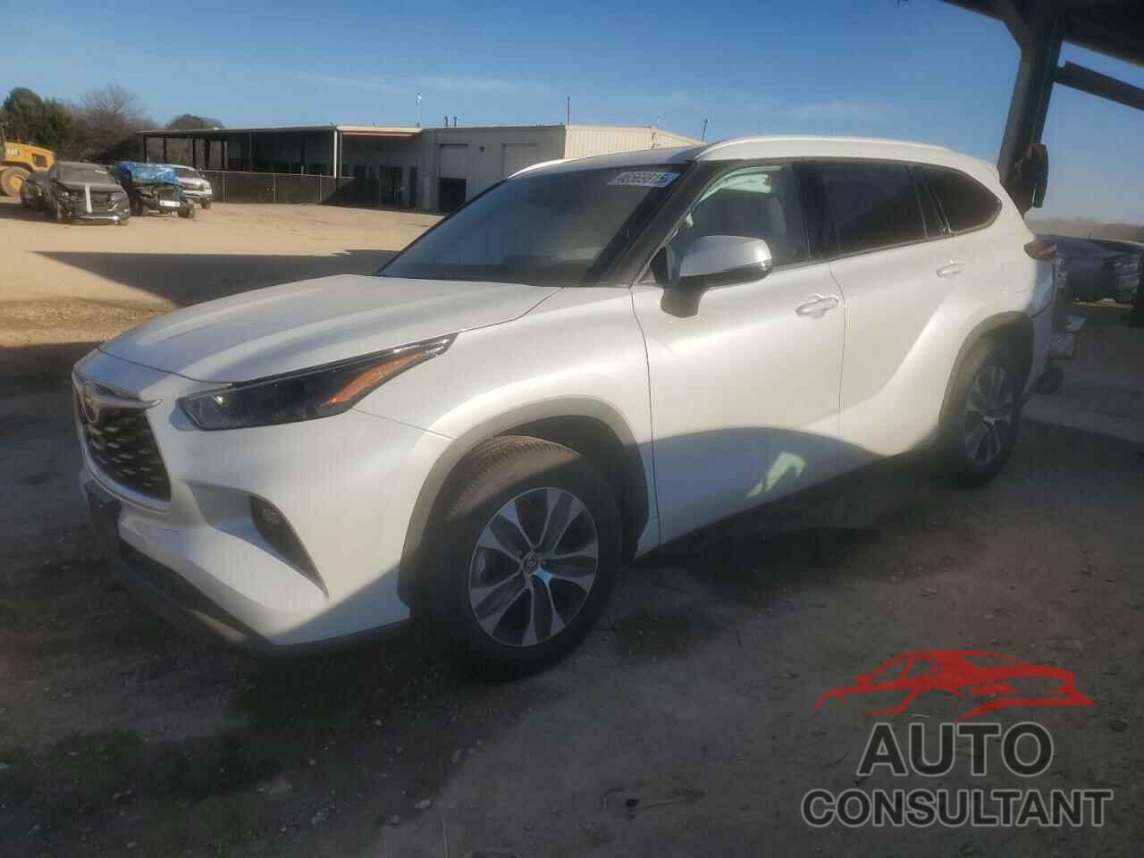 TOYOTA HIGHLANDER 2022 - 5TDGZRAH4NS557463