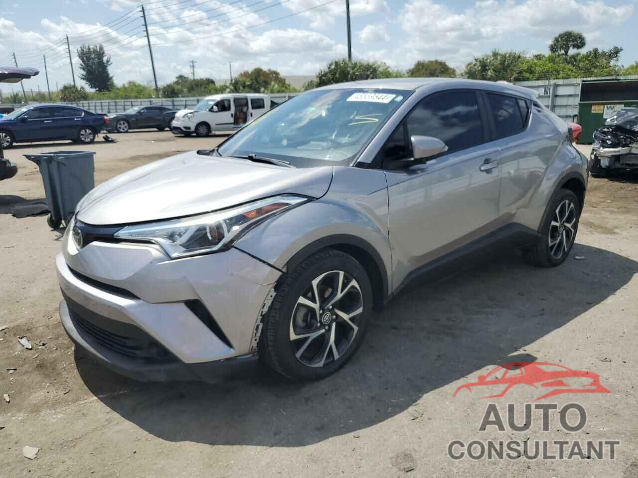 TOYOTA C-HR 2018 - NMTKHMBX3JR050245