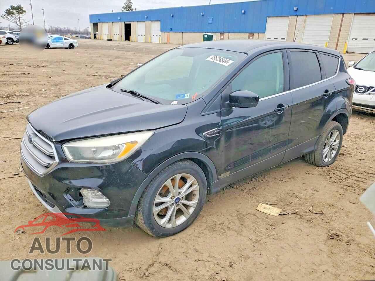 FORD ESCAPE 2017 - 1FMCU9G9XHUC04363