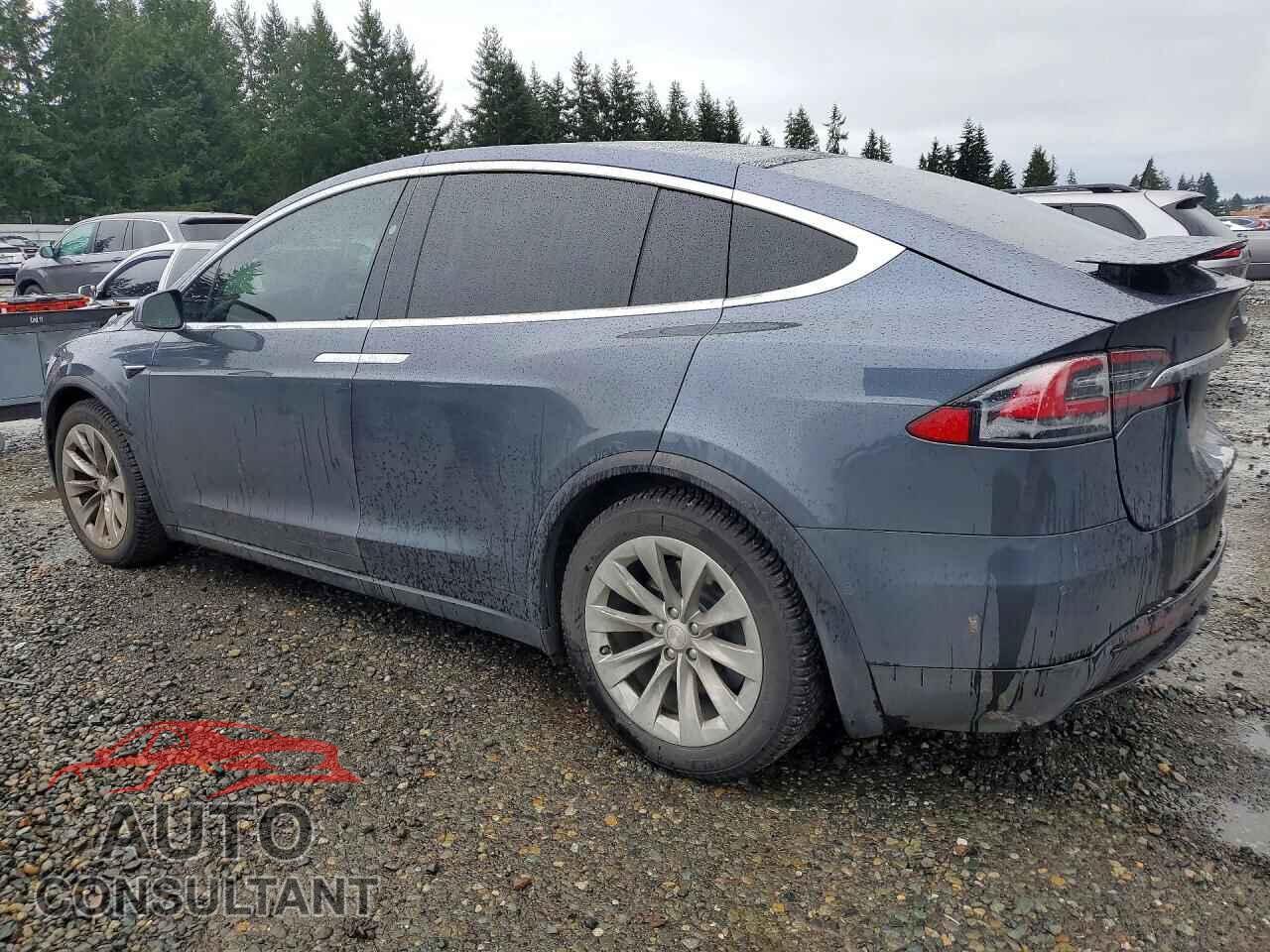 TESLA MODEL X 2019 - 5YJXCBE21KF211627
