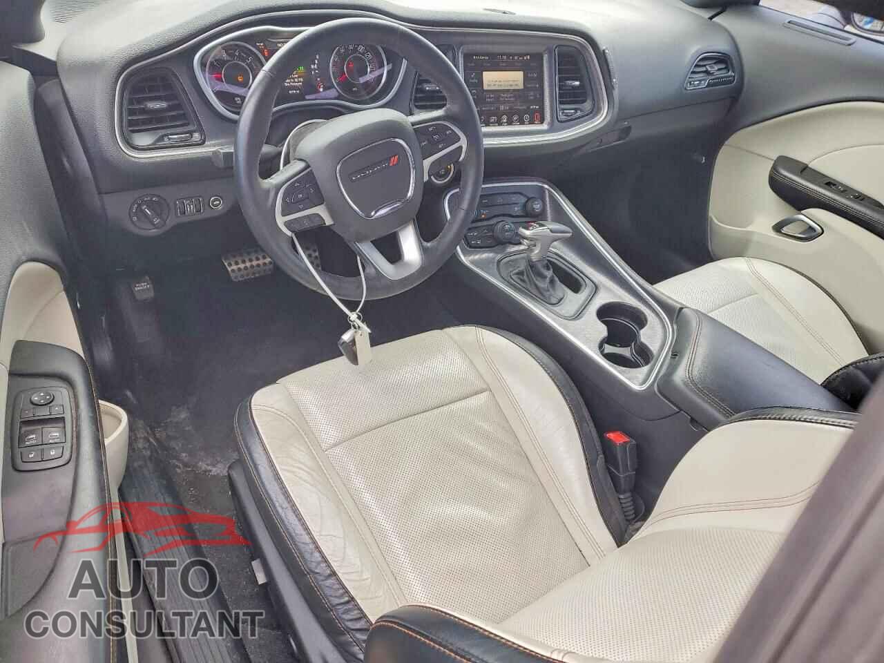 DODGE CHALLENGER 2015 - 2C3CDZBT0FH906199