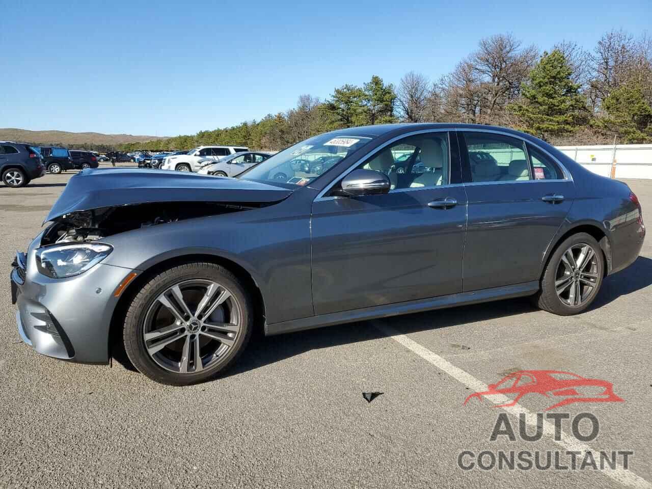 MERCEDES-BENZ E-CLASS 2022 - W1KZF8EB3NB056479