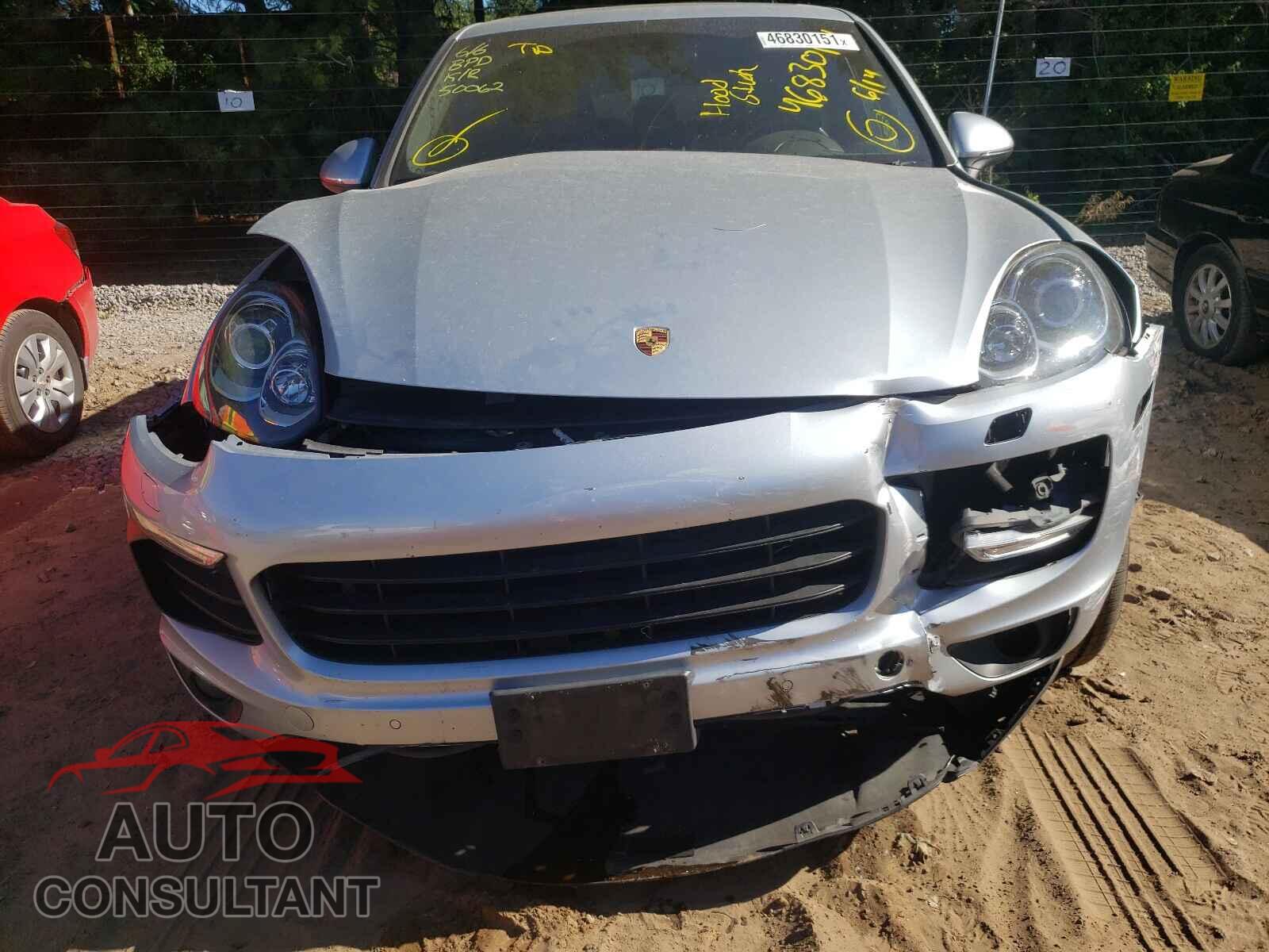 PORSCHE CAYENNE 2017 - WP1AA2A27HKA84099