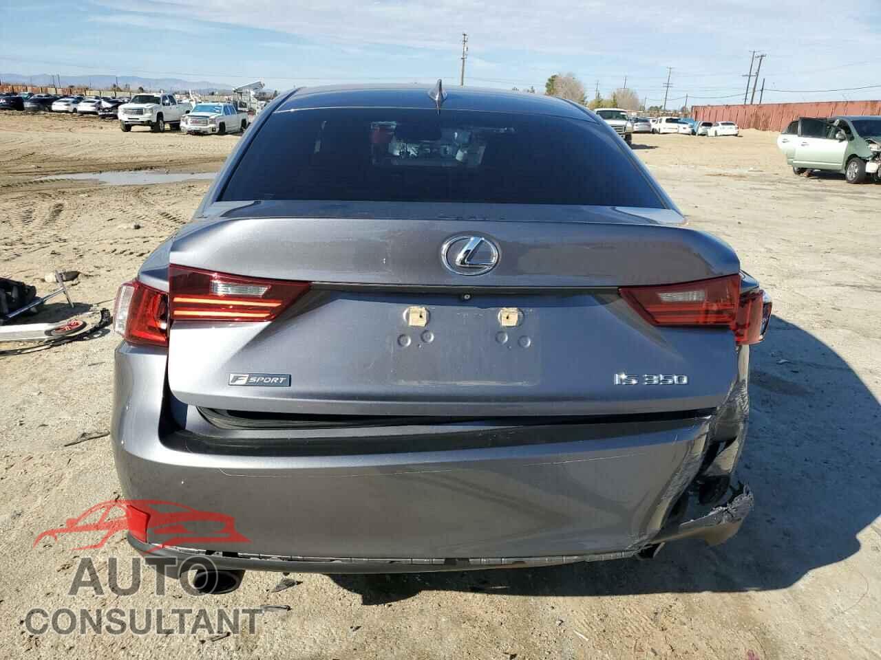 LEXUS IS 2015 - JTHBE1D24F5020645