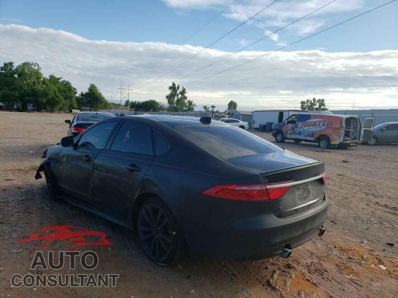 JAGUAR XF 2017 - SAJBG4BVXHCY27973