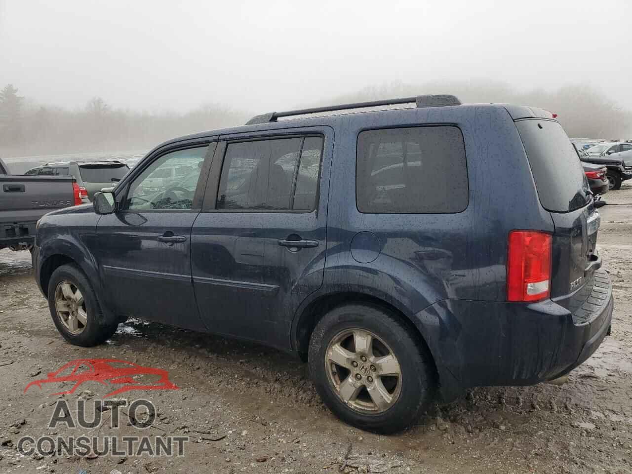 HONDA PILOT 2011 - 5FNYF4H41BB051656