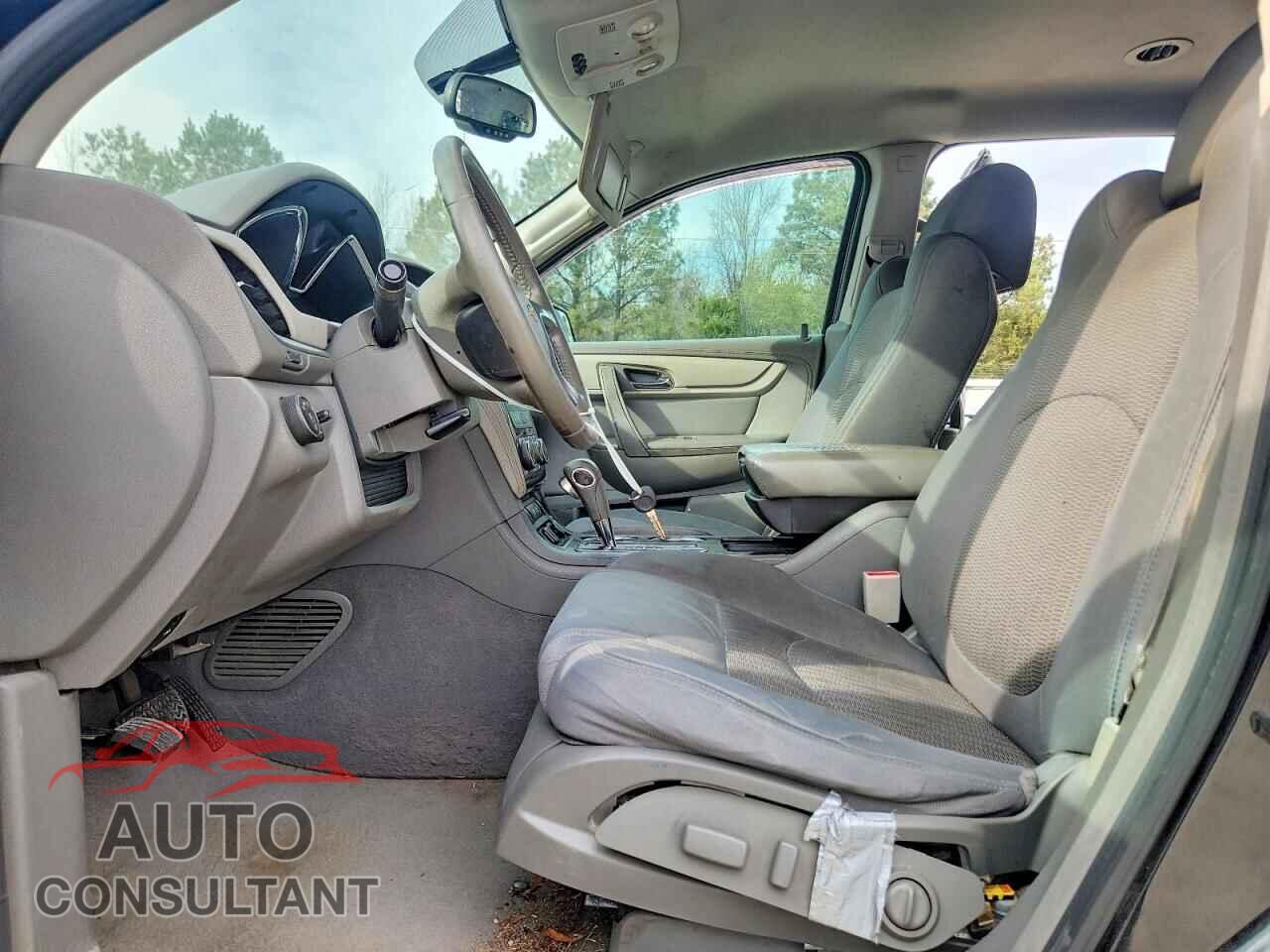 CHEVROLET TRAVERSE 2015 - 1GNKVHKD7FJ181701