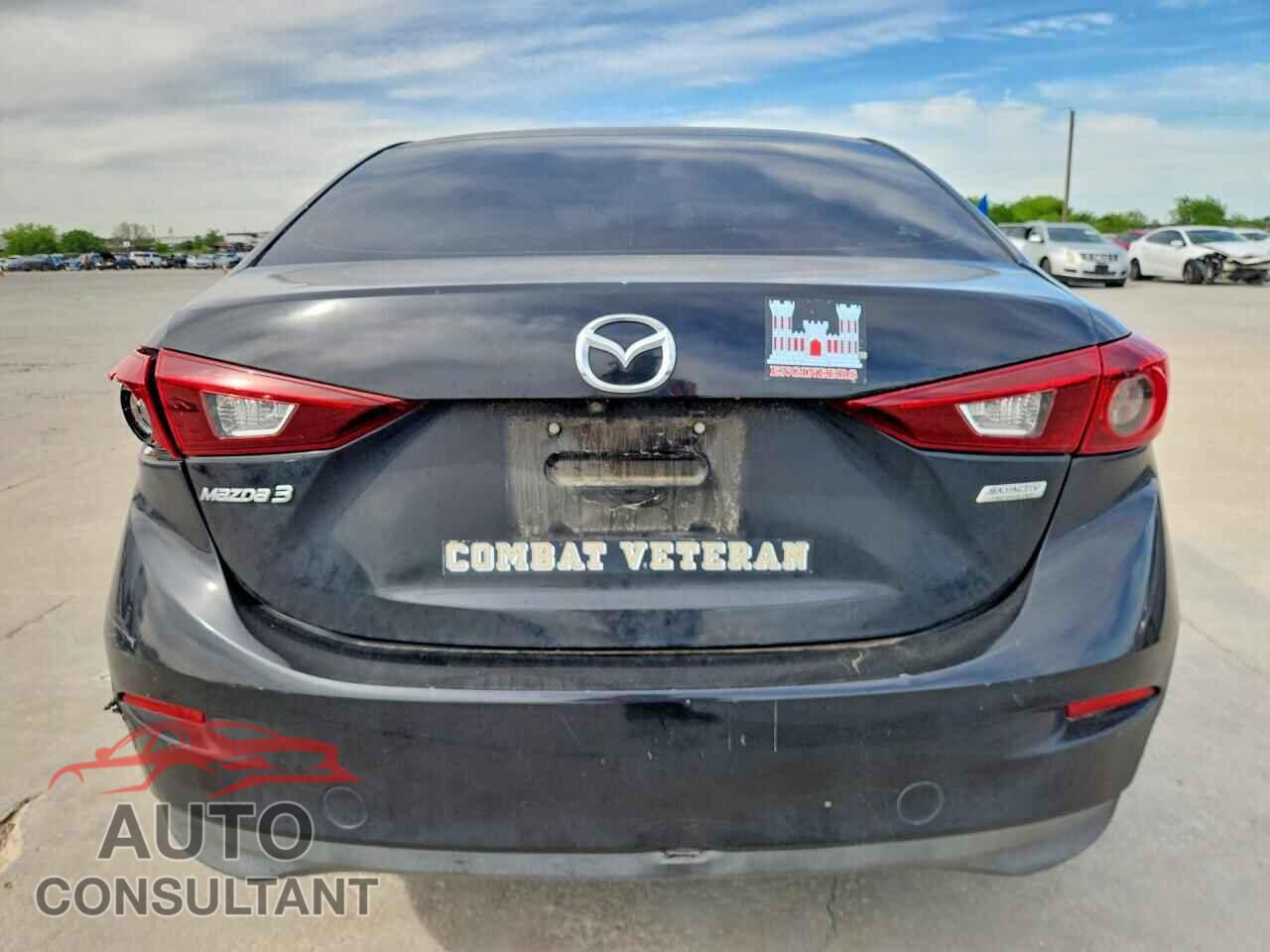 MAZDA 3 2017 - 3MZBN1V79HM112386