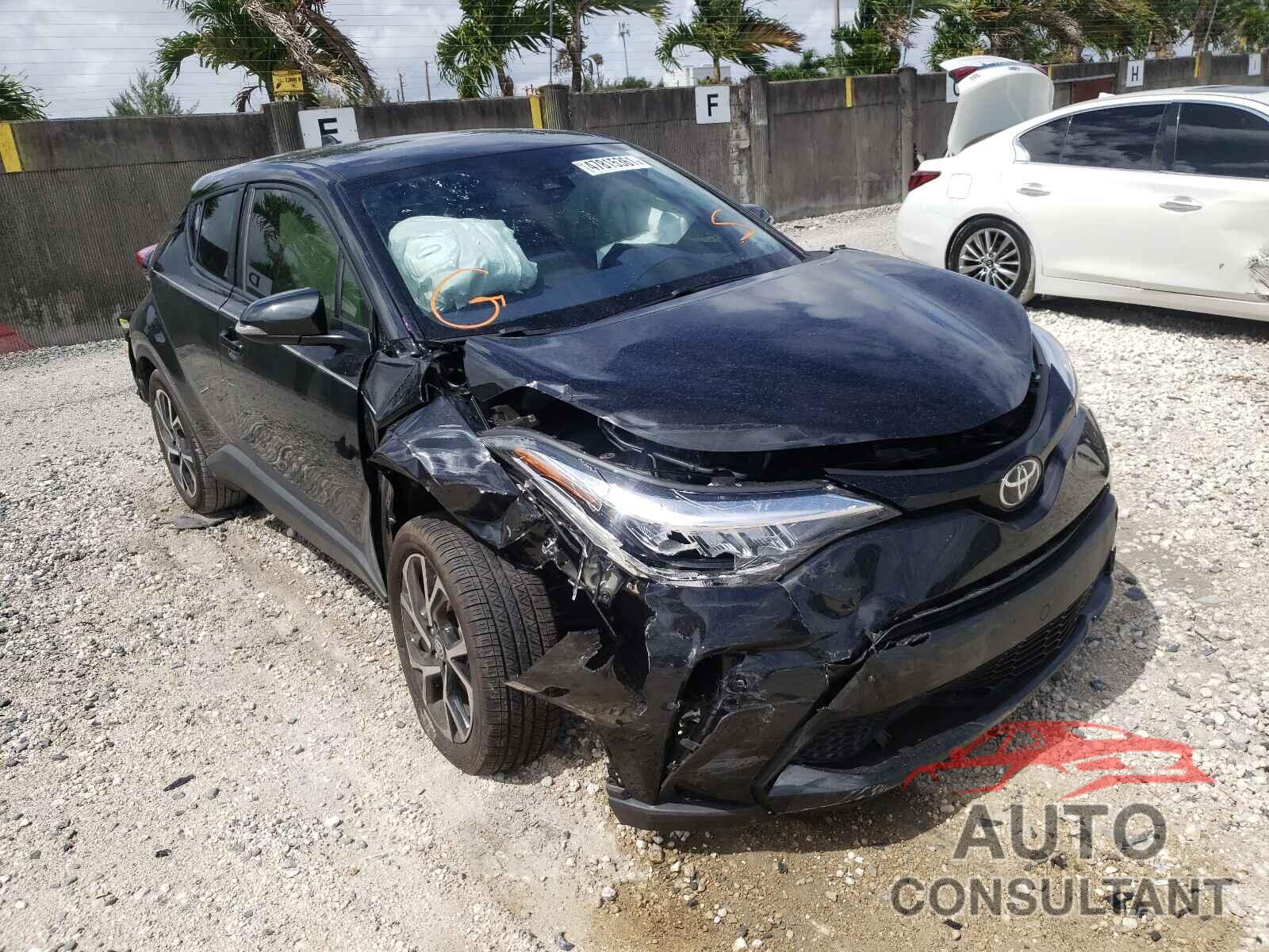 TOYOTA C-HR 2021 - JTNKHMBX9M1100189