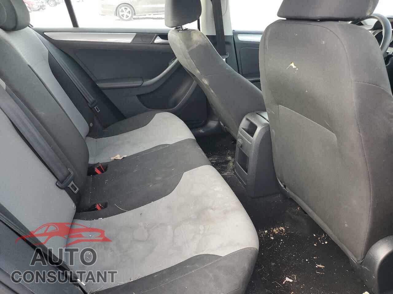 VOLKSWAGEN JETTA 2017 - 3VW2B7AJ6HM242557