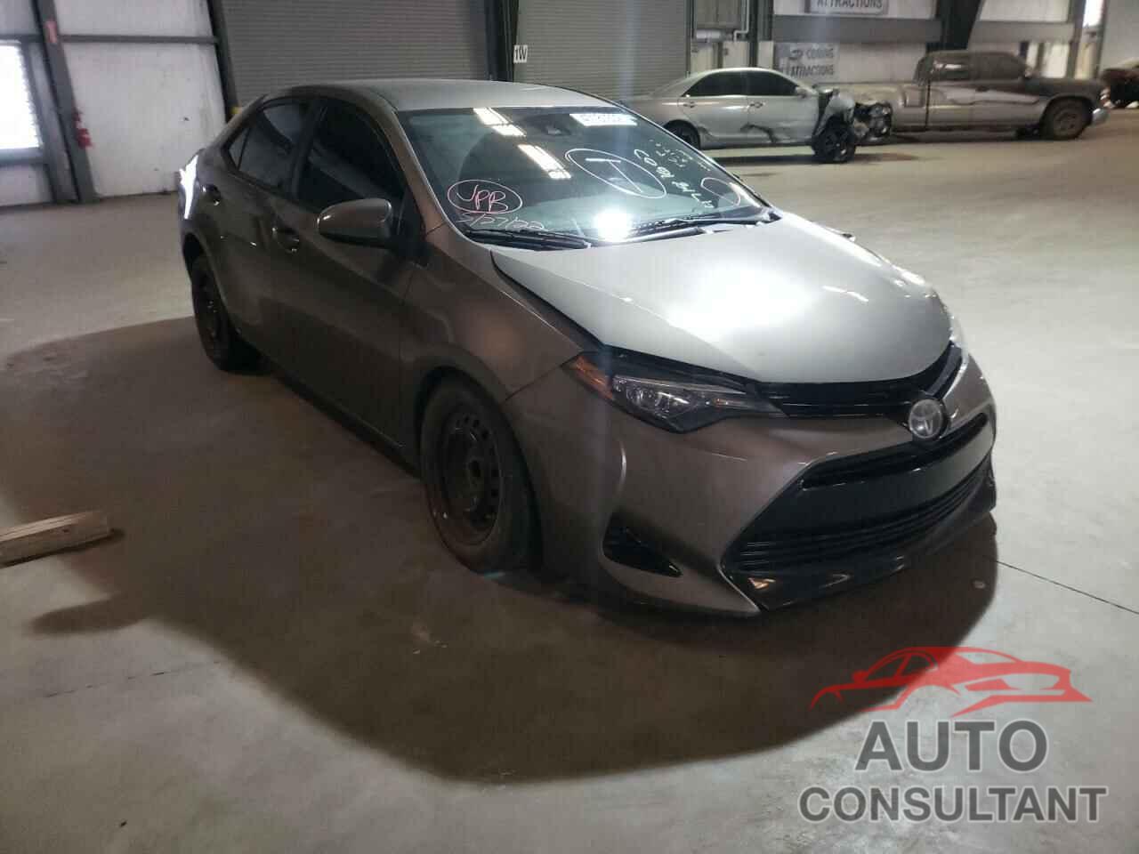 TOYOTA COROLLA 2018 - 5YFBURHE5JP773765