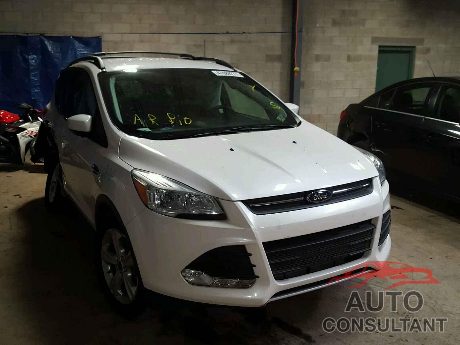 FORD ESCAPE 2016 - 1FMCU9G92GUB51088