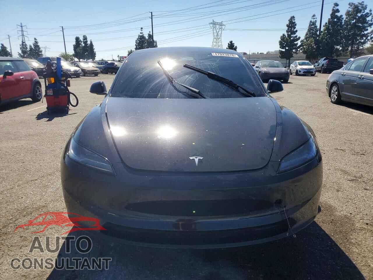 TESLA MODEL 3 2024 - 5YJ3E1EA2RF738886