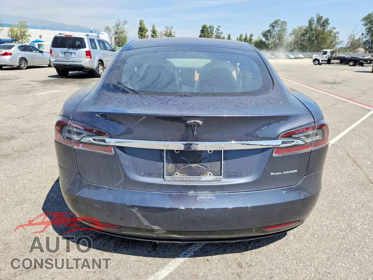 TESLA MODEL S 2020 - 5YJSA1E23LF413896
