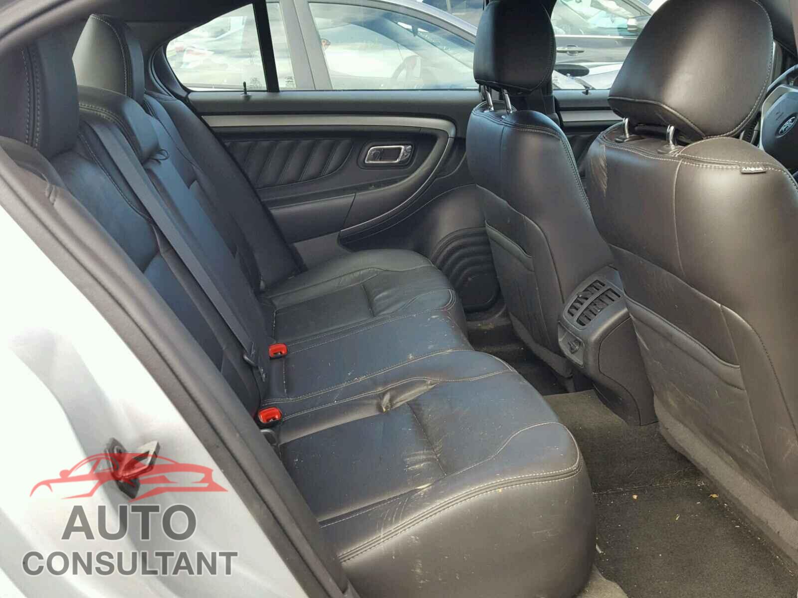 FORD TAURUS 2015 - 1FAHP2E86FG151634