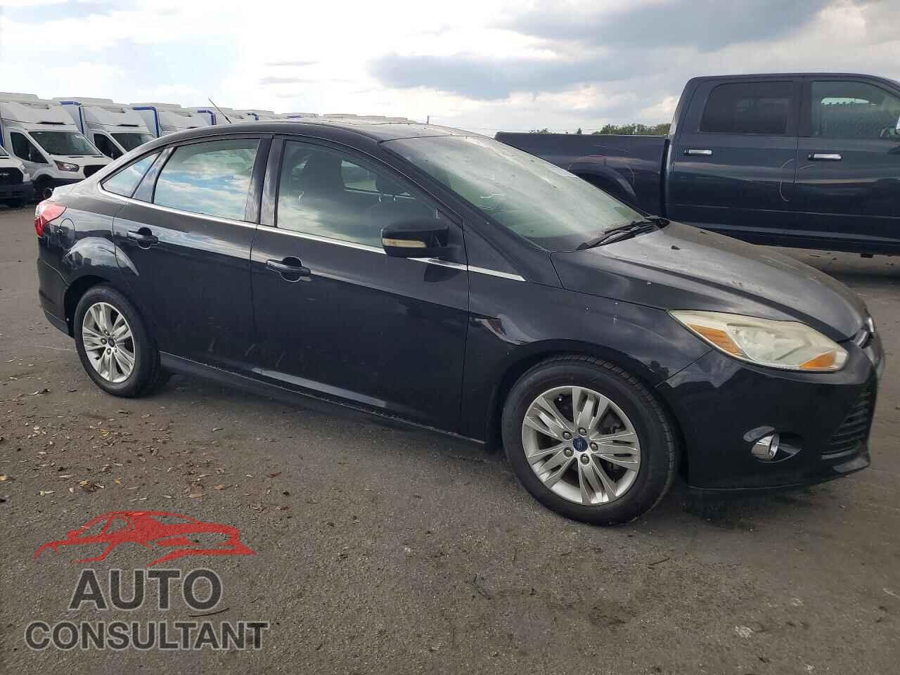 FORD FOCUS 2012 - 1FAHP3H27CL371929