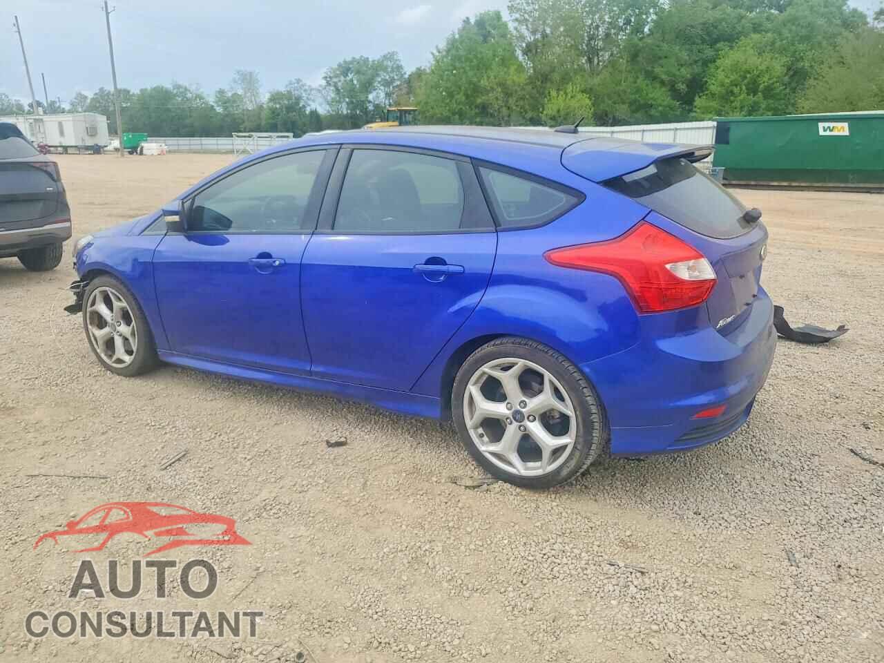 FORD FOCUS 2013 - 1FADP3L96DL323486