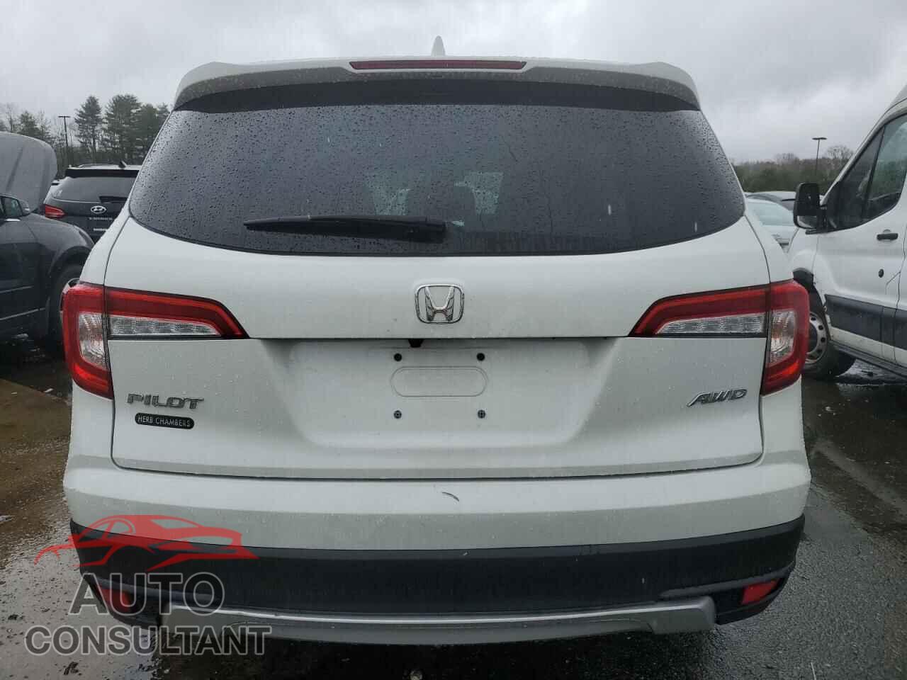 HONDA PILOT 2021 - 5FNYF6H57MB041088