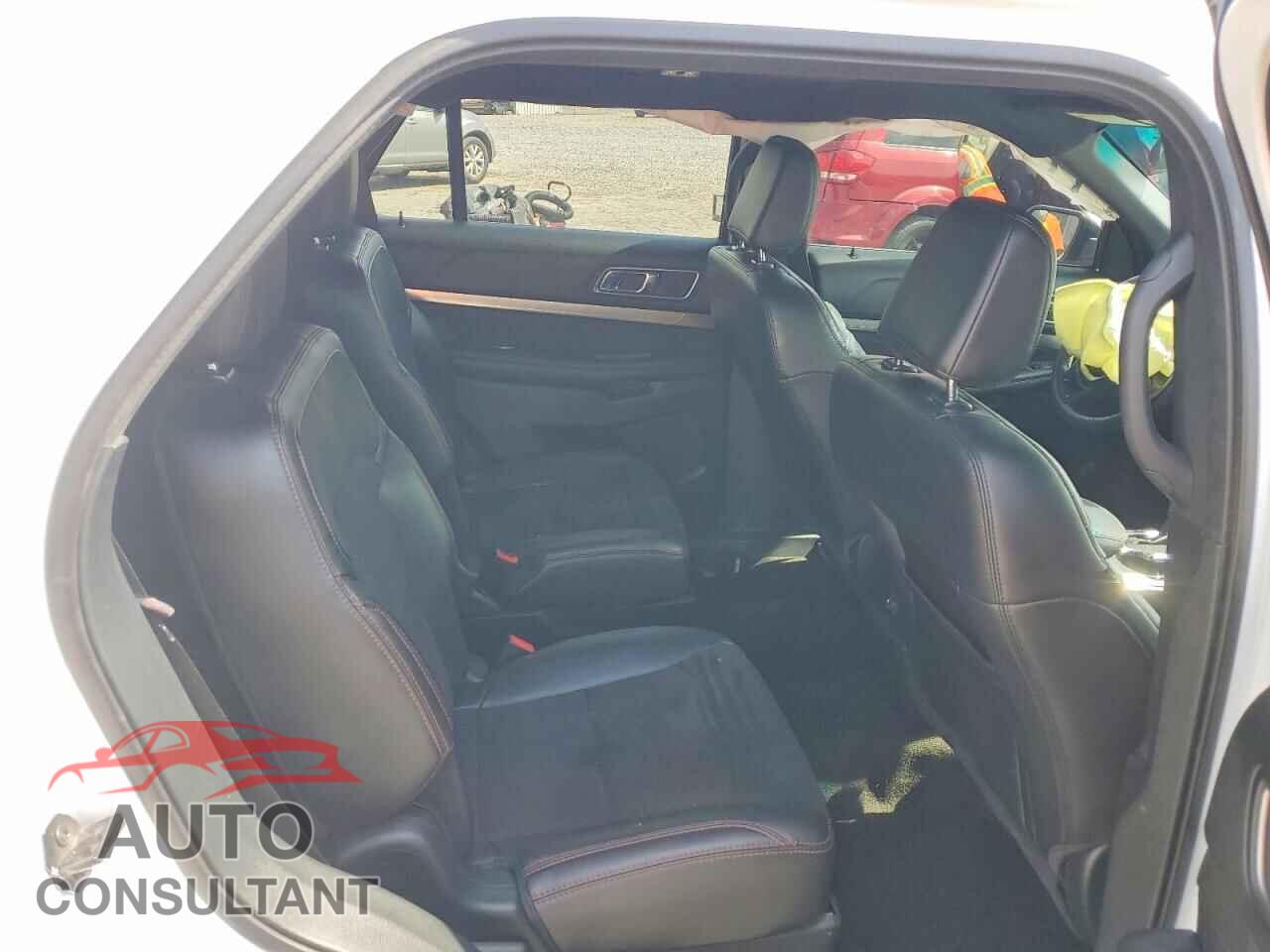 FORD EXPLORER 2018 - 1FM5K7D89JGB04175