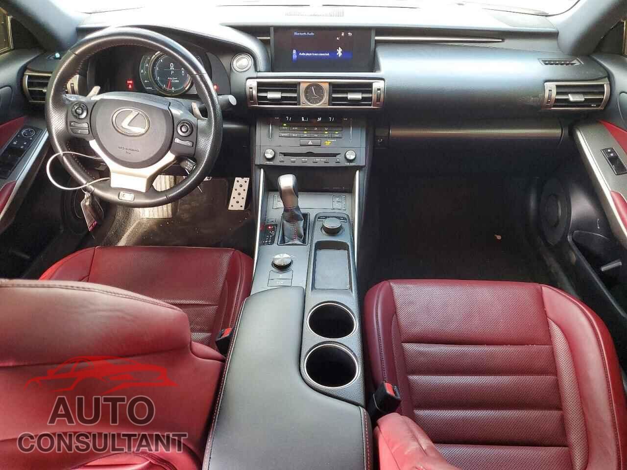 LEXUS IS 2015 - JTHCF1D2XF5017153