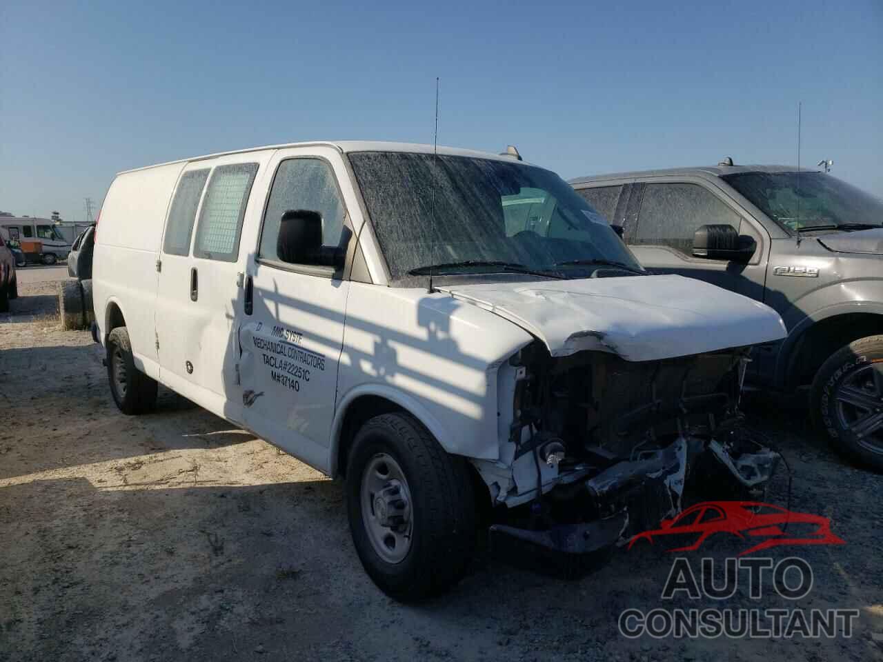 CHEVROLET EXPRESS 2020 - 1GCWGBFGXL1124619