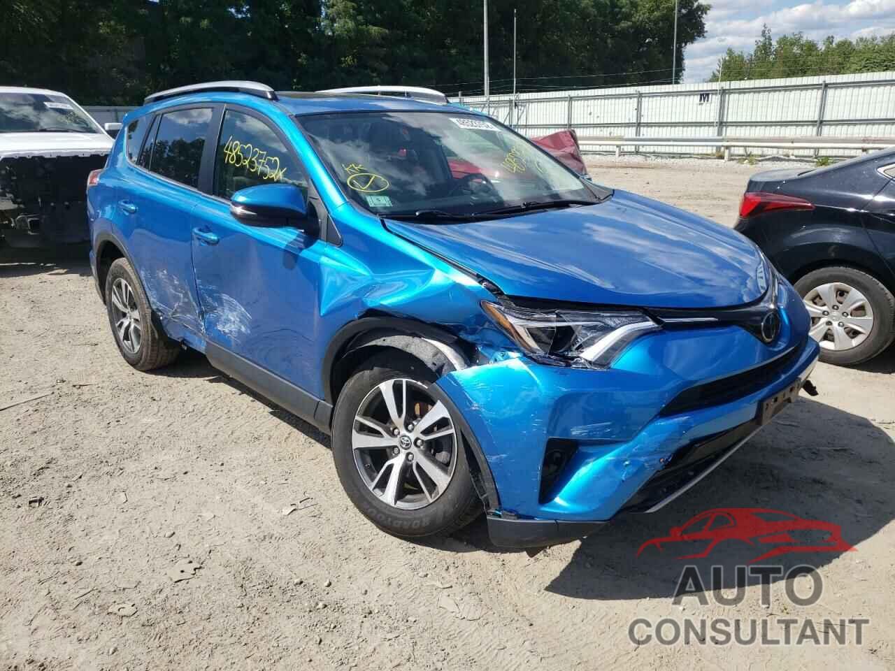 TOYOTA RAV4 2018 - JTMRFREVXJJ192604