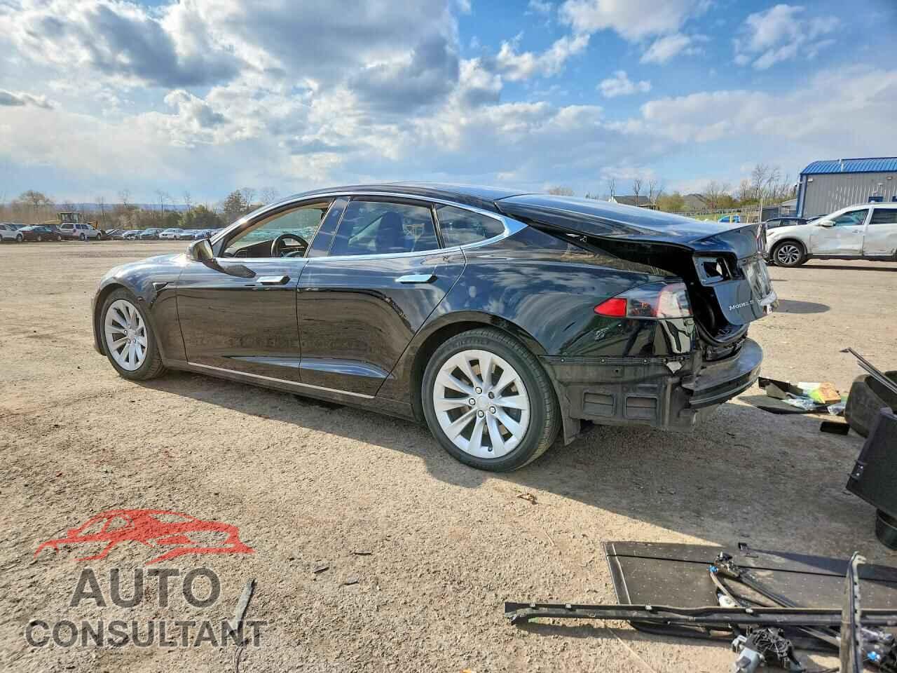 TESLA MODEL S 2017 - 5YJSA1E23HF178648