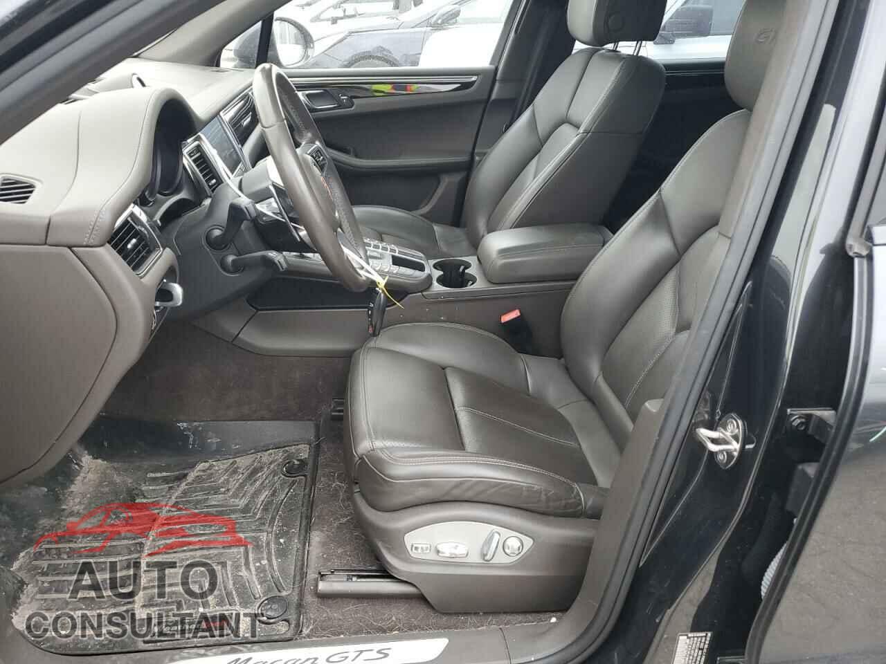 PORSCHE MACAN 2018 - WP1AG2A5XJLB60472